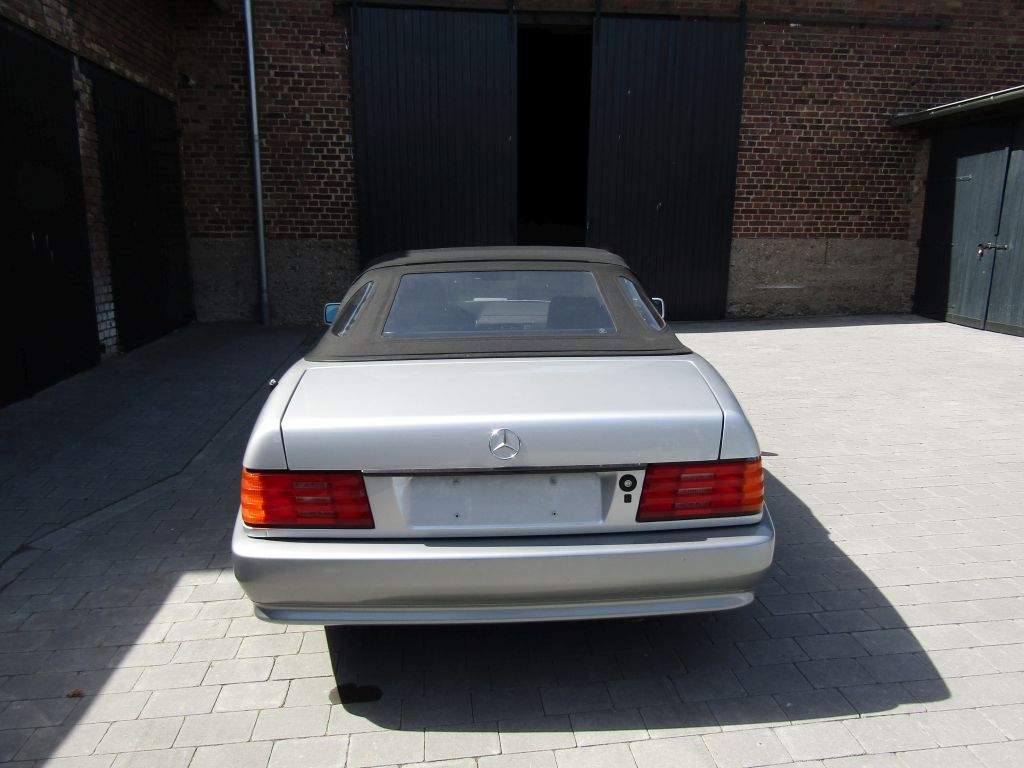Mercedes-Benz SL 600 1992 – Bild 32