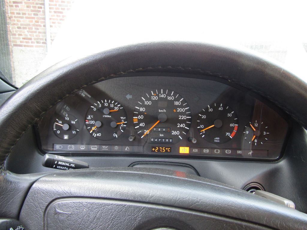 Mercedes-Benz SL 600 1992 – Bild 14