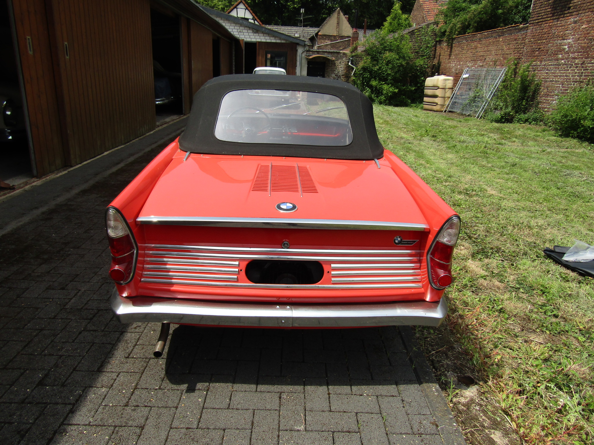 BMW 700 S Cabriolet 1964 – Bild 2