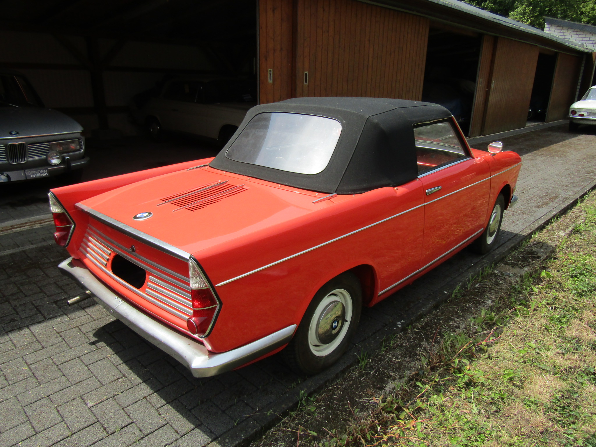 BMW 700 S Cabriolet 1964 – Bild 3