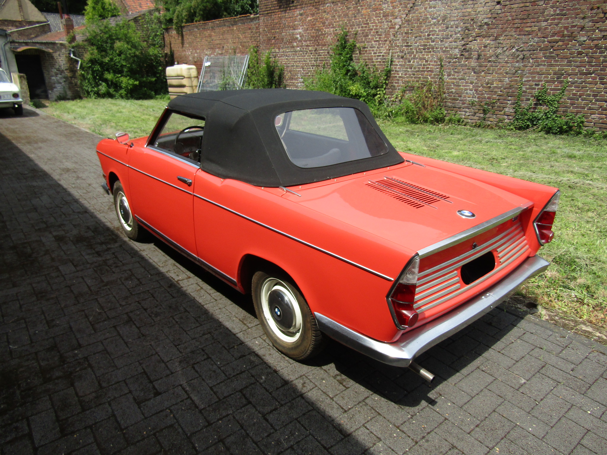 BMW 700 S Cabriolet 1964 – Bild 8