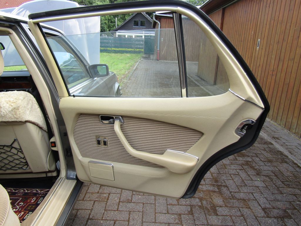 Mercedes-Benz 450 SEL 6.9 1979 – Bild 28